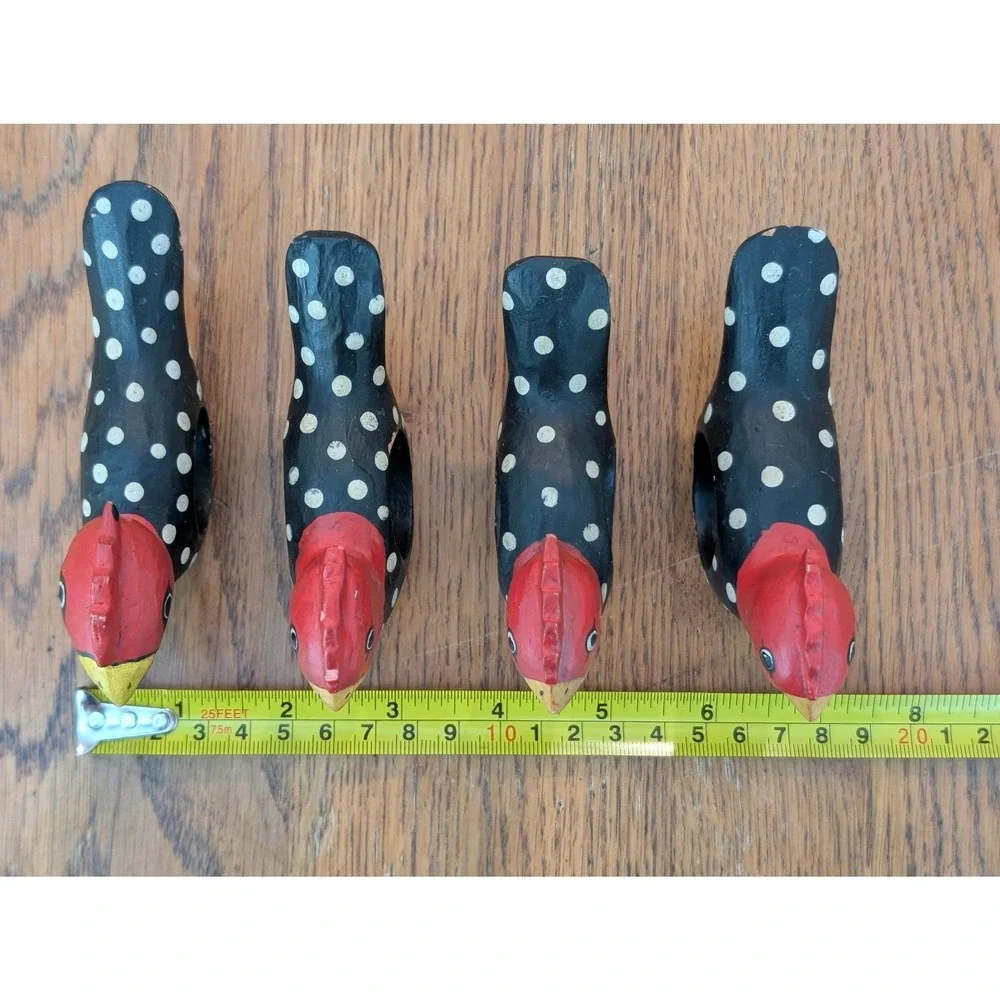 Vintage‎ Hand Painted Wooden Chicken Napkin Rings 4 Black Polka Dot Folk Art